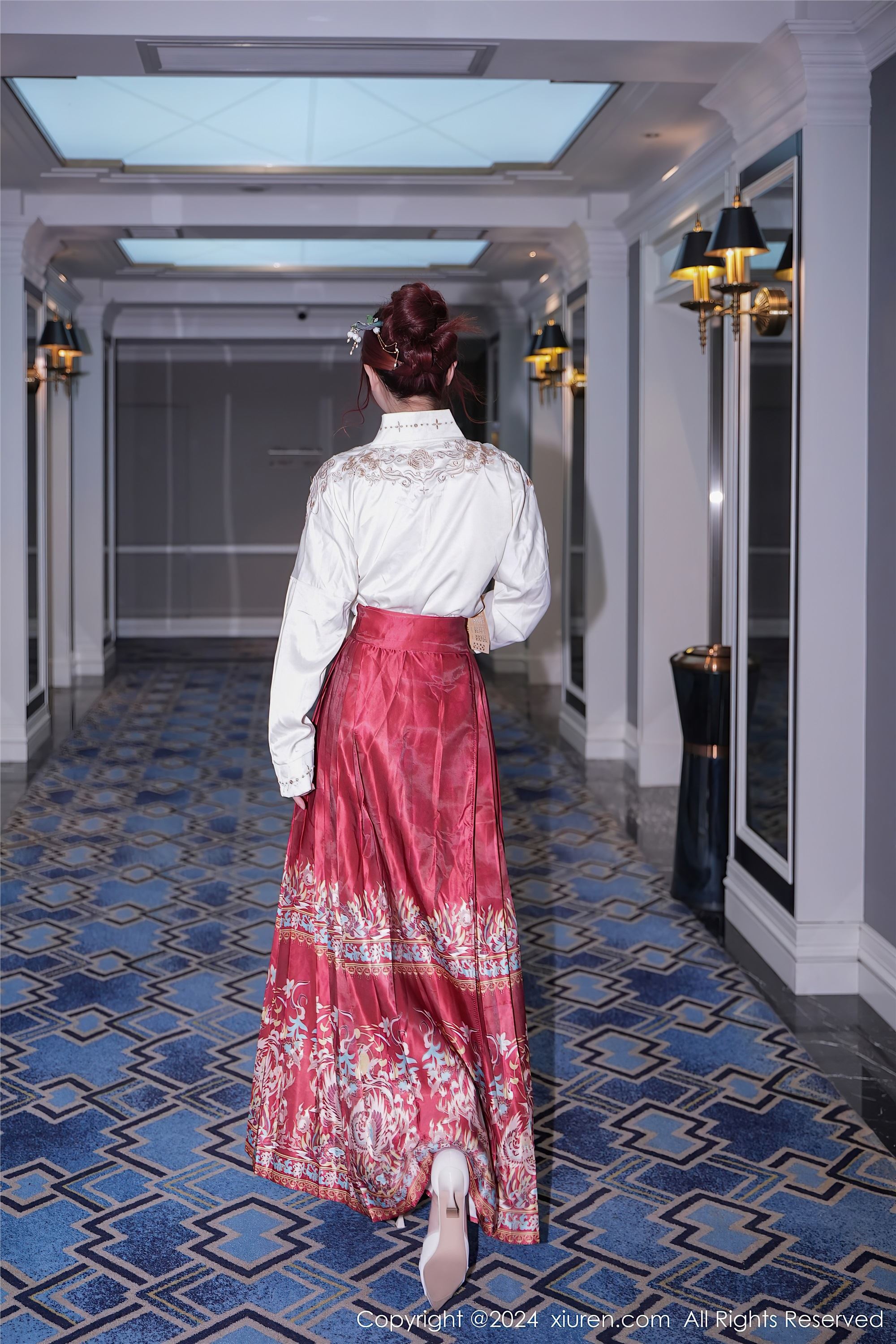 Xiuren秀人网 2024.01.19 NO.7985 美七Mia